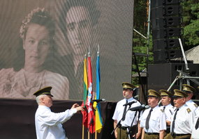 Visuomenei atverta Juozo Jakavonio-Tigro sodyboje rekonstruota Dainavos apygardos partizanų vadų... - 6