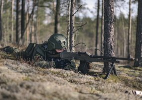 Šiaurės rytų Lietuvoje vykstančiose pratybose „Tvirtas skydas 5” treniruojasi apie 900 karių - 2