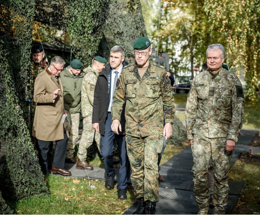Lietuvos ir Vokietijos kariai pratybose „Greitas grifonas“ atlieka bendras užduotis