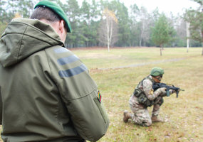 Tarptautinį instruktoriaus kursą kartu su NATO sąjungininkais baigė kariai iš Ukrainos - 1