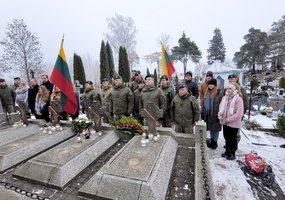 Kariuomenės dieną Seinuose pagerbtas žuvusių Lietuvos karių atminimas - 1