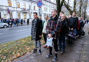 Pilietinę pareigą tėvynei atliks daugiau nei 150 jaunuolių - 3
