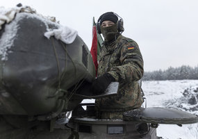 NATO priešakinių pajėgų kovinė grupė baigė aukščiausio lygmens kovinio šaudymo pratybas - 10