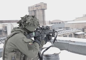 Panevėžio mieste vyko bendros Husarų bataliono ir eFP Norvegijos Kuopos pratybos - 3
