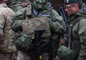 Pasirengime tarptautinėms pratyboms „Allied Spirit 2023“ besitreniruojančius karius aplankė... - 3