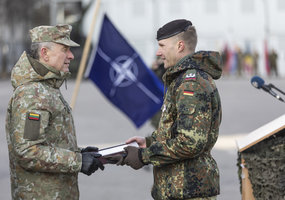Tarnybą Lietuvoje pradėjo nauja NATO priešakinių pajėgų kovinės grupės rotacija - 1