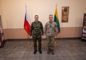 Lietuvos ir Čekijos kariuomenių vadai sutarė dėl tolimesnio bendradarbiavimo - 1