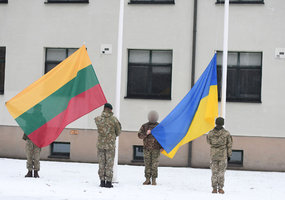 Per plataus masto invazijos metines Ukrainos kariai baigė mokymus Lietuvoje - 7