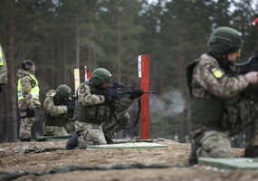 Per plataus masto invazijos metines Ukrainos kariai baigė mokymus Lietuvoje - 4