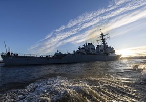  Į Klaipėdą atplaukė JAV karinio laivyno raketinis kovos laivas - 4