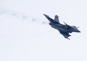 NATO oro policijos misijos Baltijos šalyse naikintuvai kartu su Lietuvos Specialiųjų operacijų... - 2