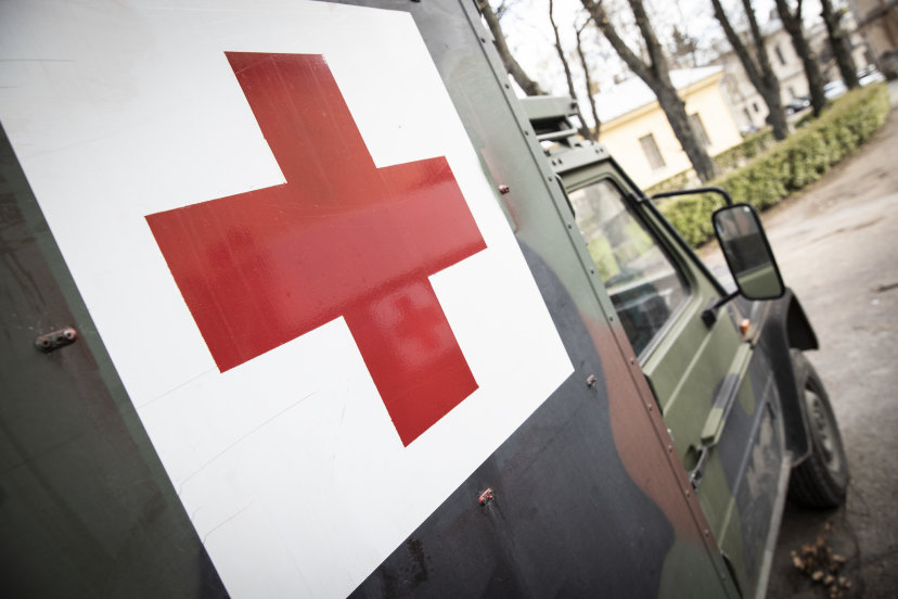 Vykdami iš pratybų kariai papuolė į autoįvykį