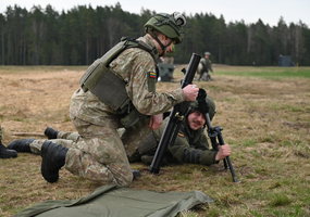 Kariai atliko minosvaidžių minų tinkamumo tolesniam naudojimui bandymus - 2
