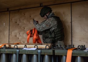 Lietuvos kariuomenės artileristai su haubicomis PzH2000 dalyvavo tarptautinėse pratybose Vokietijoje - 14