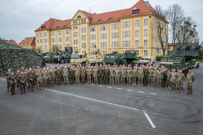 Lietuvos kariuomenė ruošiasi HIMARS sistemų integravimui: su sąjungininkais planuojamos bendros...