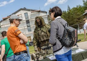 Karaliaus Mindaugo husarų batalionas paminėjo Panevėžio išvadavimo ir vėliavos dienos metines - 1