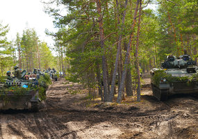 Lietuvos kariai Suomijoje treniruojasi su naujausia NATO sąjungininke - 1