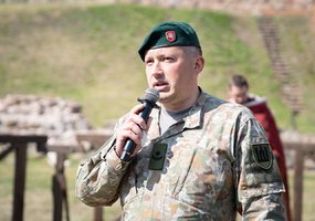 Lietuvos karių pergalėsTarptautiniame riterių turnyre Kariuomenės vado kalavijui laimėti - 9