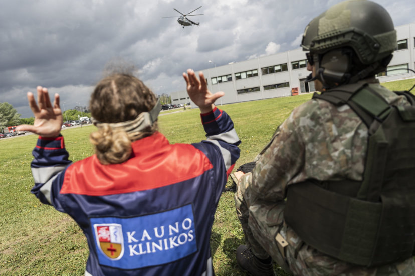 Tarptautiniuose mokymuose „Geležinis vilkas 2023-I“ Lietuvos kariuomenė treniruojasi sąveikai su...