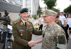 Lietuvos kariuomenės ir sąjungininkų kariai su technika dalyvavo Ignalinos miesto šventėje - 5