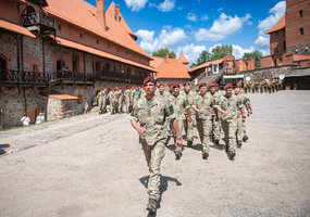 Krašto apsaugos savanorių pajėgoms pradeda vadovauti plk. Darius Vaicikauskas - 7
