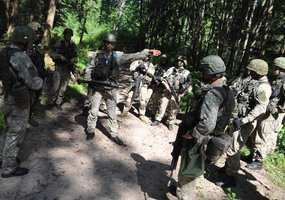 Jaunesniųjų karininkų vadų mokymų klausytojai dalyvavo lauko taktinėse pratybose - 5