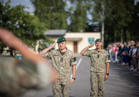 Lietuvos kariuomenės aktyvųjį rezervą papildė apie 300 NPPKT karių - 1