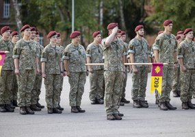 KASP Dariaus ir Girėno rinktinės kovinę vėliavą perėmė plk. ltn. Egidijus Morkūnas - 1