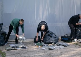 Daugiau negu pusė tūkstančio karių pradeda nuolatinę privalomąją pradinę karo tarnybą - 9