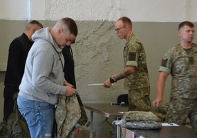 Mokymo ir doktrinų valdyboje prasideda aktyviojo kariuomenės personalo rezervo karių mokymai - 8