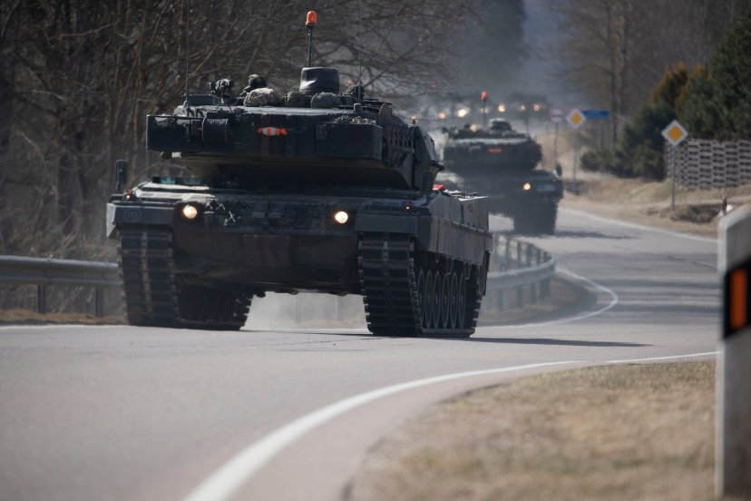 Prasideda NATO Priešakinių pajėgų kovinės grupės pratybos, numatomas karinės technikos judėjimas...