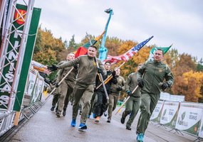 Pagarbos ir paramos bėgimu „In Memoriam“ pagerbti Lietuvos ir Ukrainos kariai  - 15