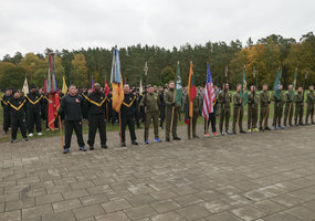 Pagarbos ir paramos bėgimu „In Memoriam“ pagerbti Lietuvos ir Ukrainos kariai  - 1