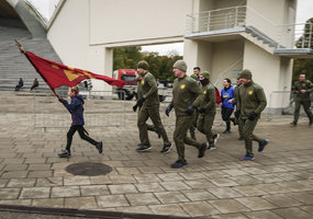 Pagarbos ir paramos bėgimu „In Memoriam“ pagerbti Lietuvos ir Ukrainos kariai  - 4