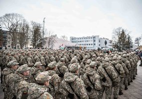 Karaliaus Mindaugo husarų batalione 295 jaunuoliai prisiekė tarnauti Lietuvos Respublikai - 3