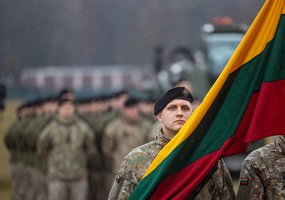 Lietuvos kariuomenės rezervą papildė dar viena jaunųjų karo inžinierių laida - 2
