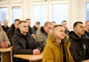 Pirmieji 2024 metų karo prievolininkai tarnybą pradeda Oro gynybos batalione - 3