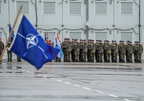 Tarnybą Lietuvoje pradeda penkioliktosios rotacijos NATO Priešakinių pajėgų kovinė grupė - 7