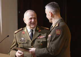 Kariuomenės vadas su atsargos karininkais mini 100-ąsias Atsargos karininkų sąjungos įkūrimo metines - 23