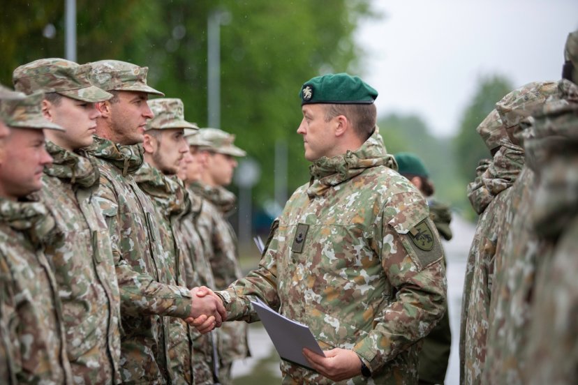 Lietuvos kariniuose daliniuose baigėsi rezervo karių mokymai
