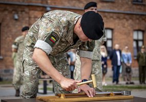 Vadovavimą Inžinerijos batalionui pradeda mjr. Ramūnas Sabaitis - 2