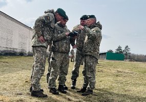 Bazinio kario kurso programa papildyta bepiločių orlaivių ir priešdroninių priemonių naudojimo... - 1