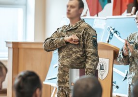 Tarptautinį instruktoriaus kursą baigė Ukrainos kariai - 4