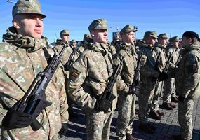 Lietuvai prisiekė Karinių jūrų pajėgų Nuolatinės pradinės privalomosios karo tarnybos kariai - 1