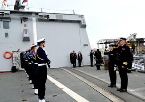 FS F710 La Fayette equipped with anti-ship and air defence armament moored in Klaipėda - 1