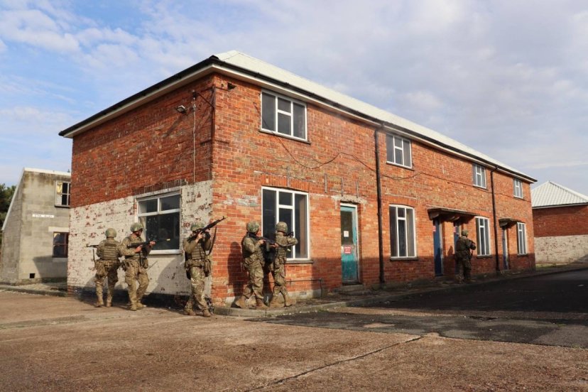 Lithuanians contribute in Operation Interflex in the United Kingdom