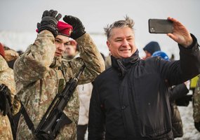 Saulės mūšio vietoje prisiekė kariai savanoriai - 6