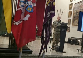 Baigėsi Sausumos pajėgų karo istorijos konferencija „Kariuomenės vėliavos, skiriamieji ženklai ir... - 2