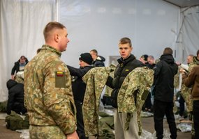 Pirmieji šiais metais: daugiau nei 500 jaunuolių pradeda tarnybą Lietuvos kariuomenėje - 8
