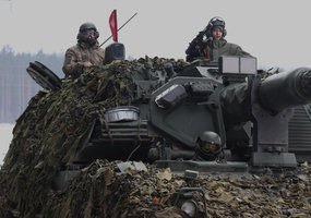 Pirmą kartą Nuolatinės privalomosios pradinės karo tarnybos kariai atliko kovinius šaudymus iš... - 3